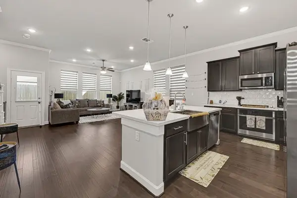 1913 Kirby Landing Drive, Houston, TX 77051