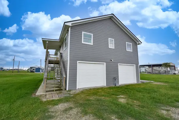 90 Blue Fish, Palacios, TX 77465