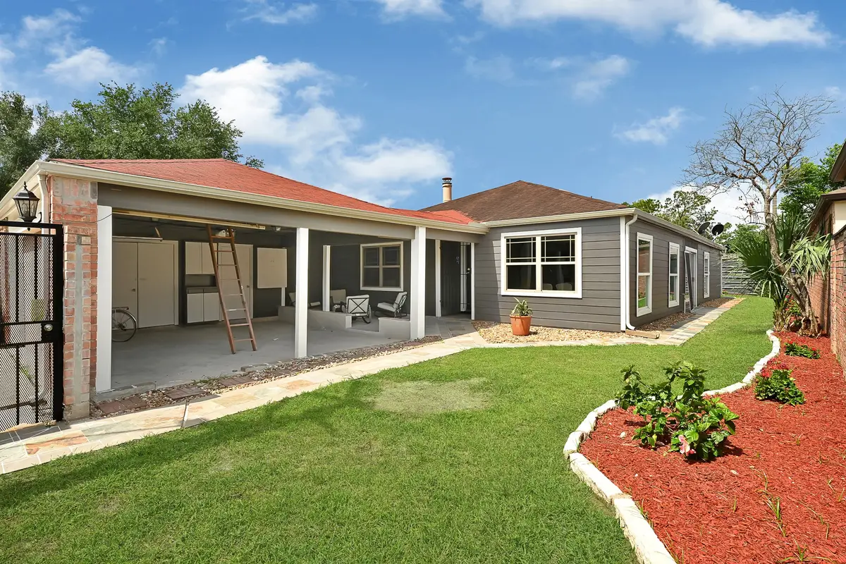 8910 Beau Monde Drive, Houston, TX 77099 - Image #1