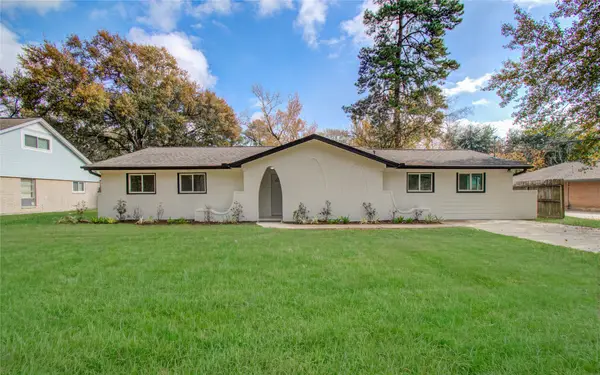 27226 Blueberry Hill Drive, Conroe, TX 77385