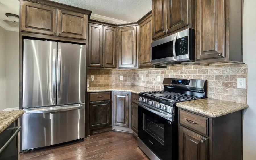 2688 Settlers Way Drive, Sealy, TX 77474 - #2