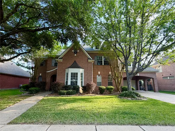 24527 Bay Hill Boulevard, Katy, TX 77494