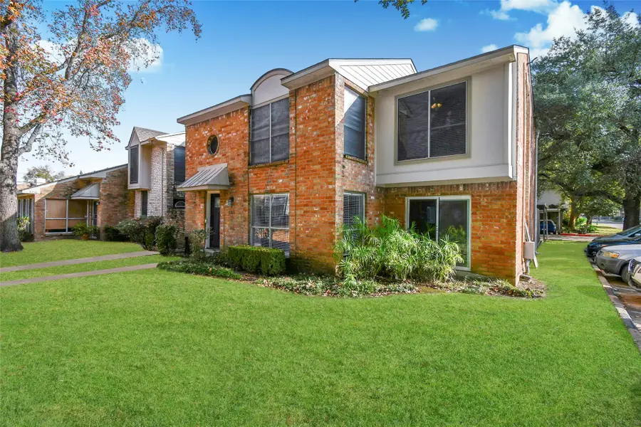 9234 Westwood Village Drive #17, Houston, TX 77036 - Image #2