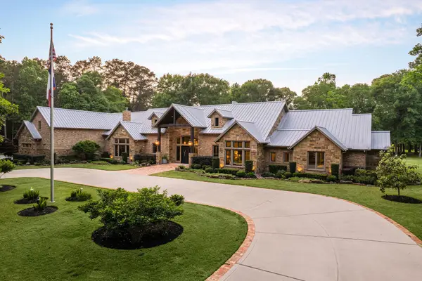 24009 Pack Saddle Trail, New Caney, TX 77357