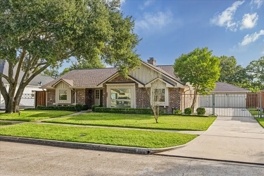 5739 Rutherglenn Drive, Houston, TX 77096 - Image #2