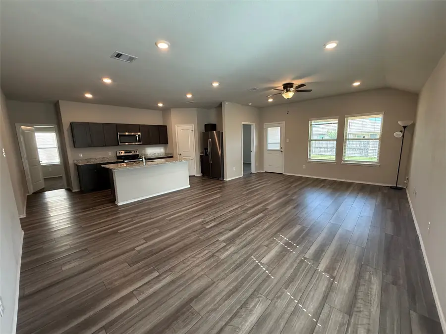 229 Pecos Drive, Huntsville, TX 77340 - #3