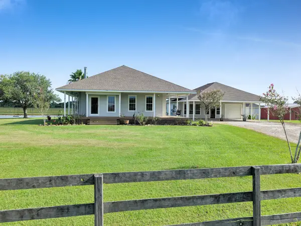 1251 Bancroft Road, Winnie, TX 77665