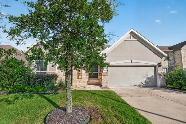 2215 Keystone Ridge Lane, Richmond, TX 77469