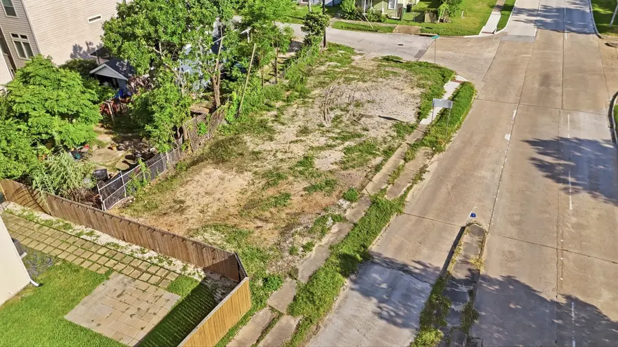 5342 Petty Street, Houston, TX 77007 - #2