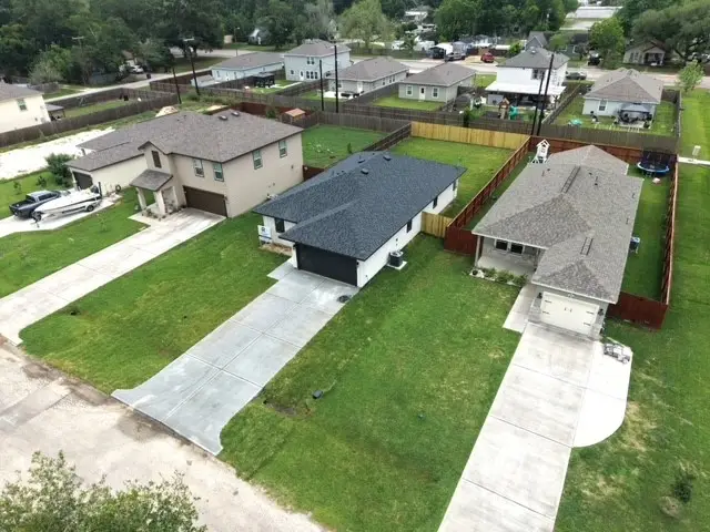 2904 5th Street, Bay City, TX 77414 - #1