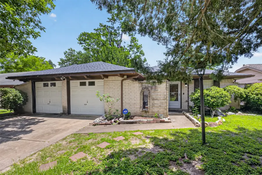 9222 Vanwood Street, Houston, TX 77040 - #2