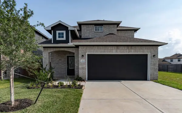 13113 Sapphire Lake Lane, Texas City, TX 77568