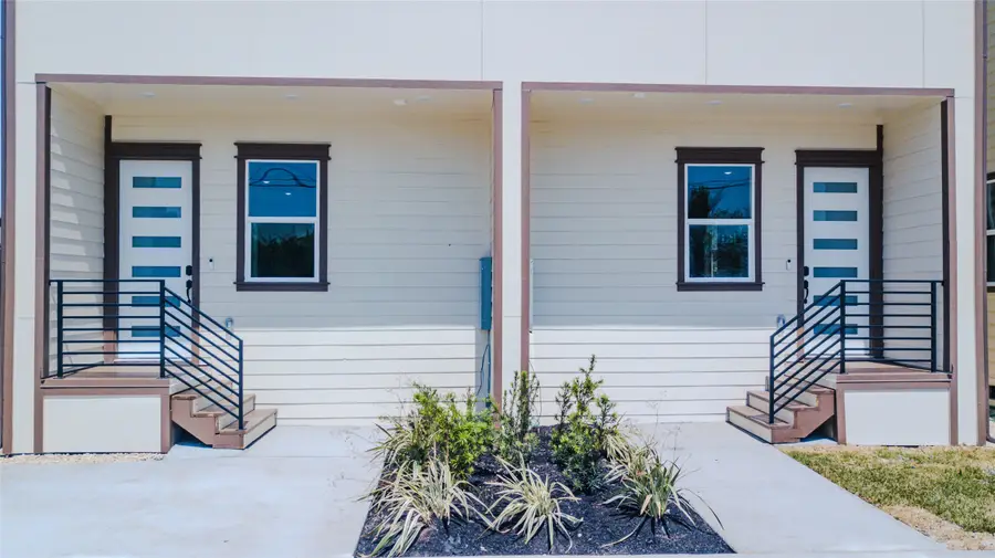 823 North Loop S, Houston, TX 77022 - #2