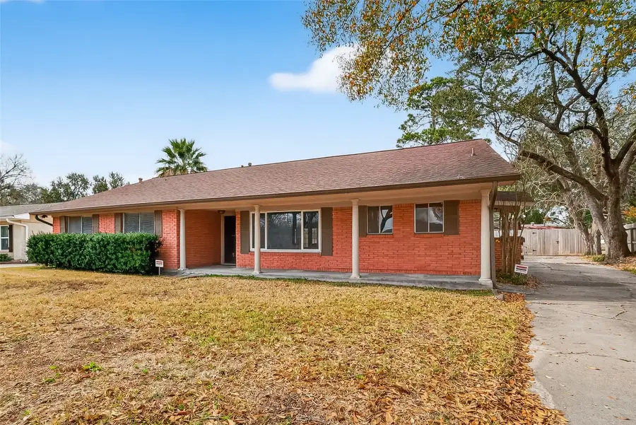 5443 Kingfisher Drive, Houston, TX 77096 - #2