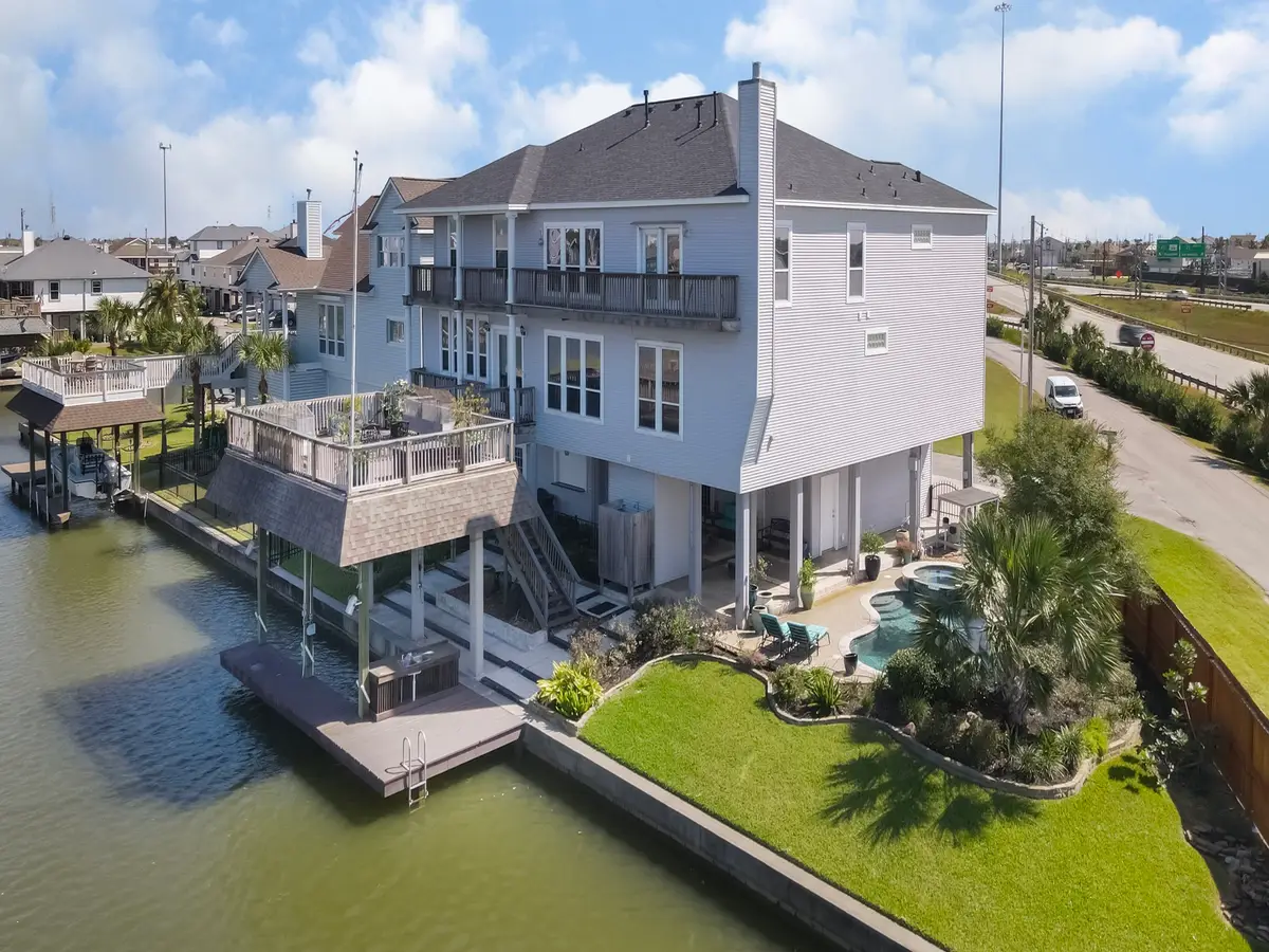 1 S Pintail Street, La Marque, TX 77568 - #1
