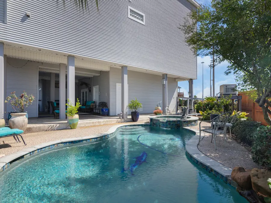 1 S Pintail Street, La Marque, TX 77568 - #3