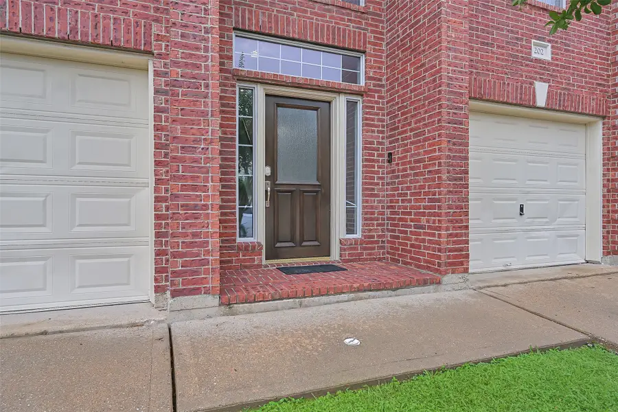 1408 S Friendswood Drive #202, Friendswood, TX 77546 - #2