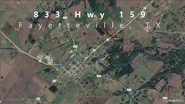 833 E Sh 159, Fayetteville, TX 78940
