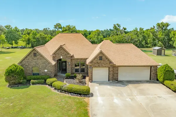 165 County Road 461b, Brazoria, TX 77422
