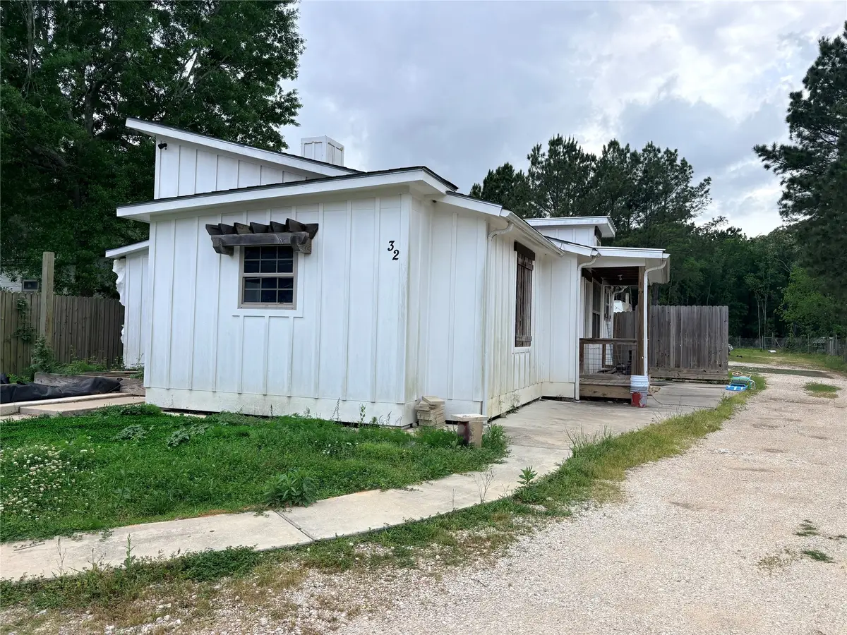 32 County Road 3405, Cleveland, TX 77327 - #1
