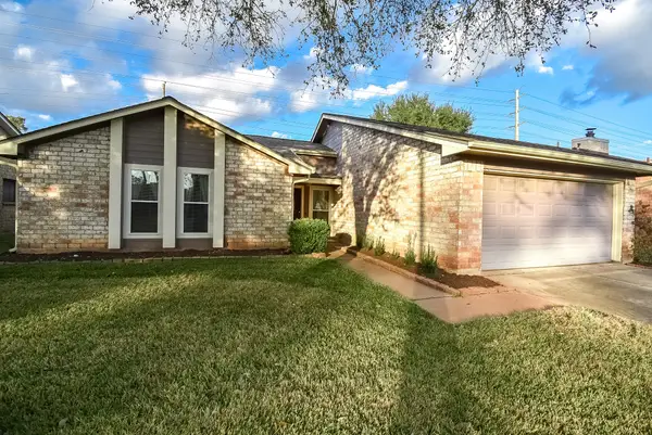 3047 Wagon Trail Drive, Sugar Land, TX 77479