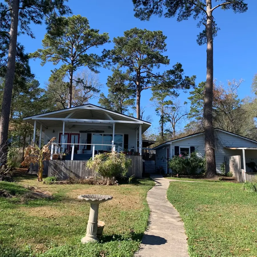 210 Willow Bend, Onalaska, TX 77360 - Image #2