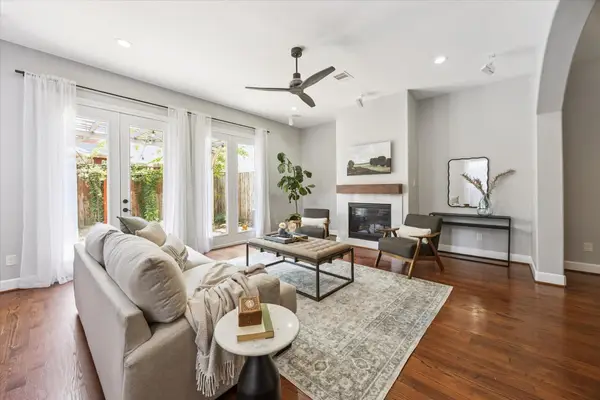 1540 Lawrence Street, Houston, TX 77008