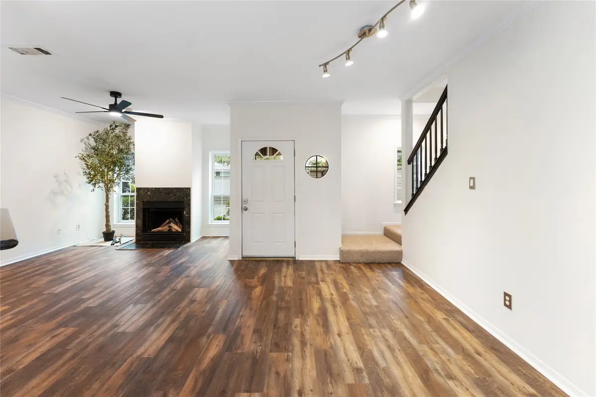 2218 Hopkins Street #2218, Houston, TX 77006 - #1