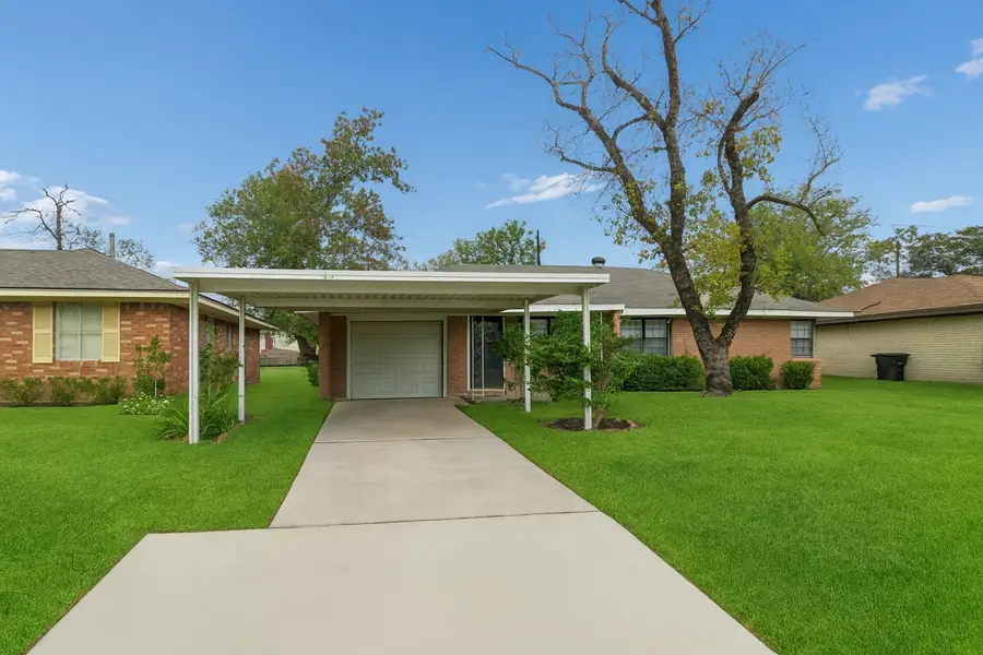 9029 Homewood Lane, Houston, TX 77078 - Image #3