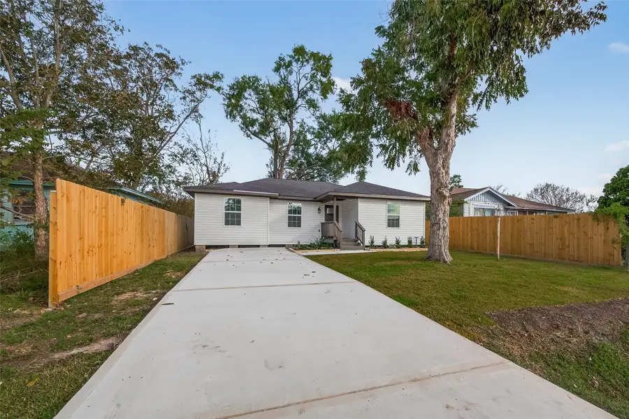 2723 Castledale Drive, Houston, TX 77093 - Image #2