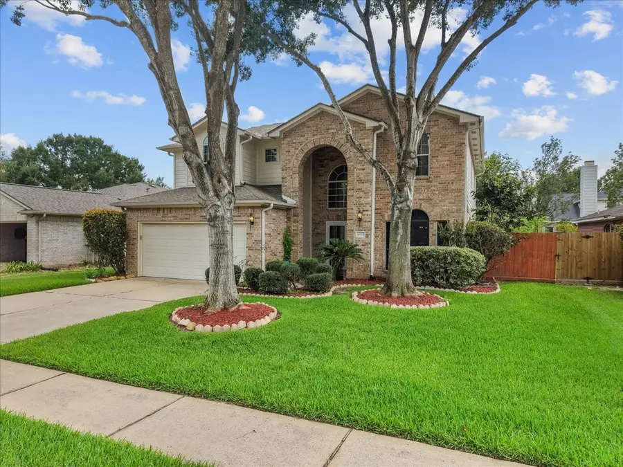 10004 Dawn Brook Drive, Pearland, TX 77584 - #2