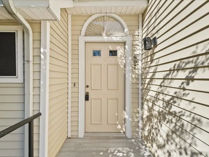 3317 Golden Trails Drive #807, Kingwood, TX 77345 - Image #2