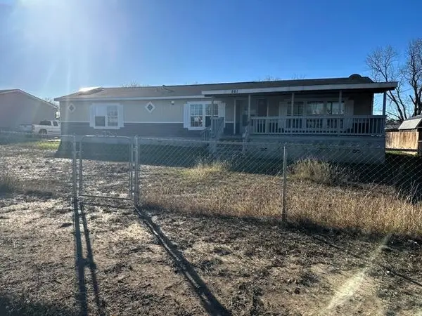 861 Avenue H, Poteet, TX 78065