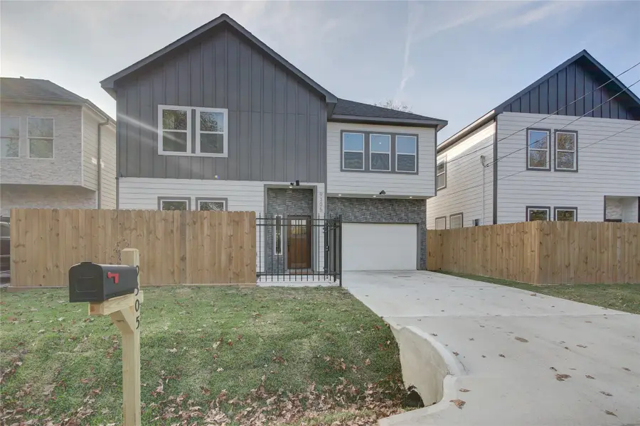 9305 Tower Street, Houston, TX 77088 - #3