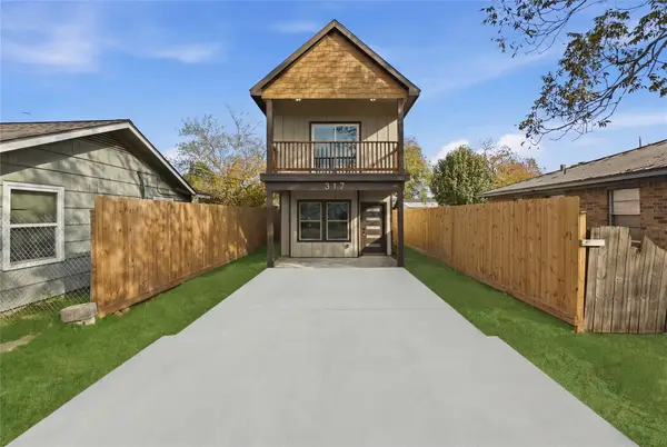 317 S 3rd Street, La Porte, TX 77571