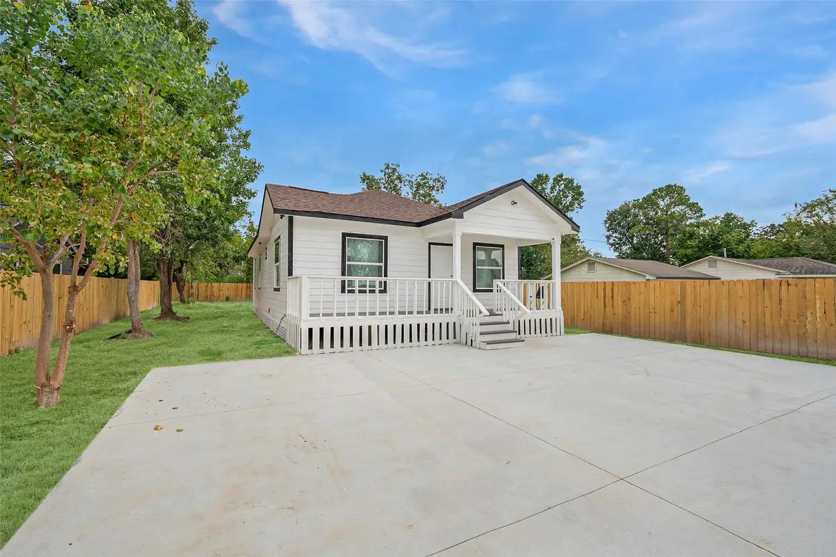 9305 Kentshire Drive, Houston, TX 77078 - Image #1