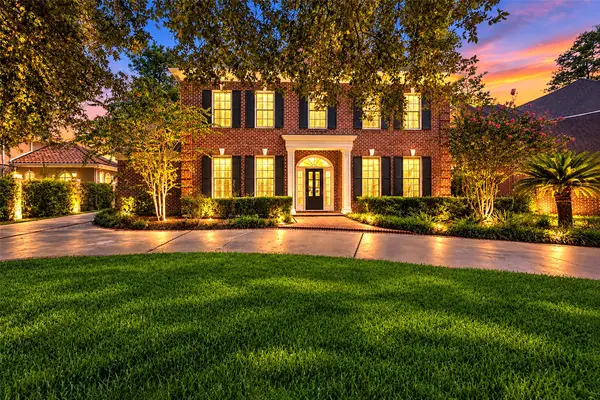 23 E Shady Lane #A, Houston, TX 77063