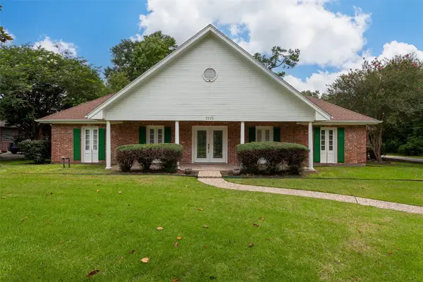 2226 Chasse Bend Street, Orange, TX 77632