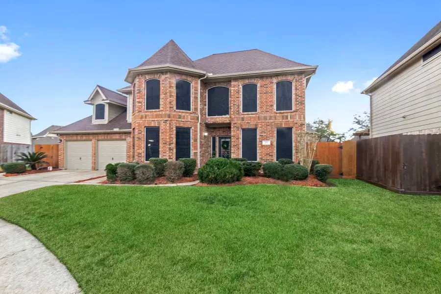 4311 Green Tree Court, Pasadena, TX 77505 - #2