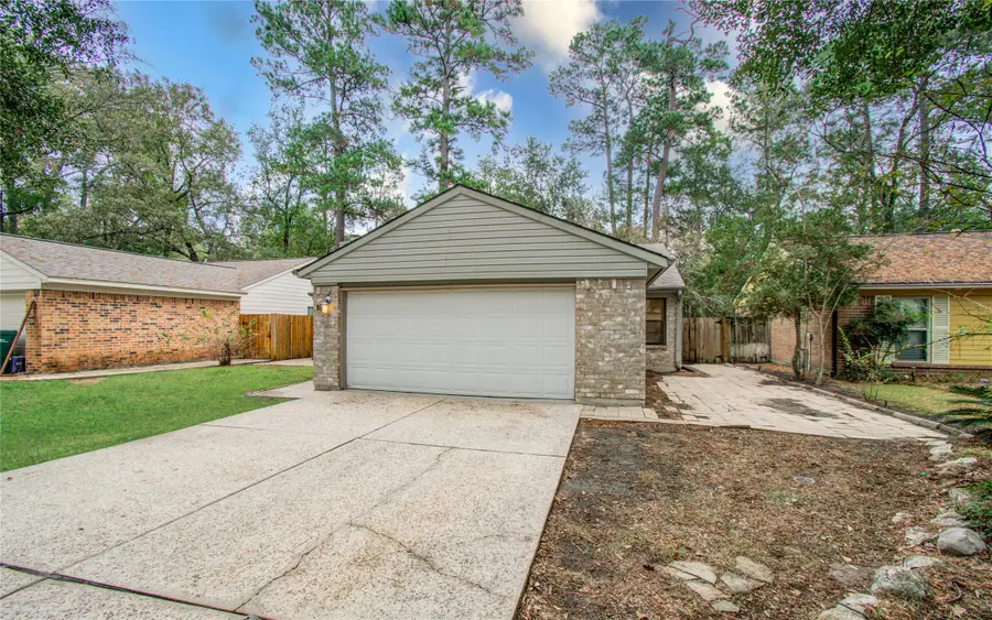 16 N Circlewood Glen, The Woodlands, TX 77381 - Image #3