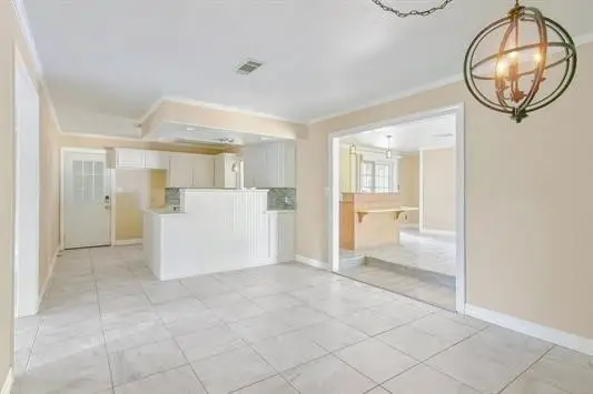 4438 W Edgar Ave, Orange, TX 77630 - Image #3