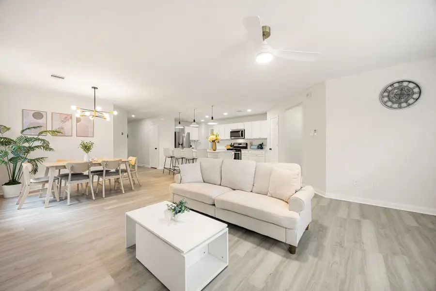 1010 Hummingbird Point Lane, Houston, TX 77090 - #2