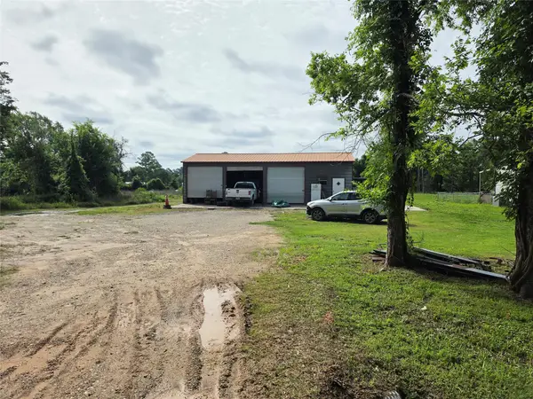 10 Park Drive #B, Huntsville, TX 77320