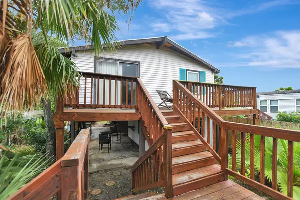 1035 16th Street, Dickinson, TX 77539