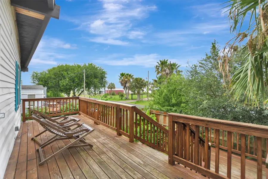 1035 16th Street, Dickinson, TX 77539 - #2