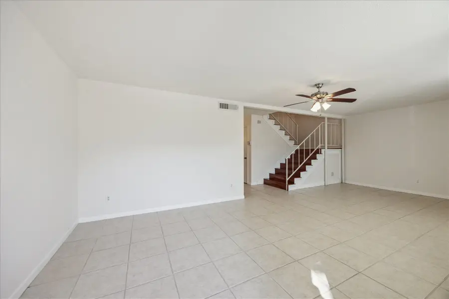 10147 Beekman Place Drive, Houston, TX 77043 - Image #3