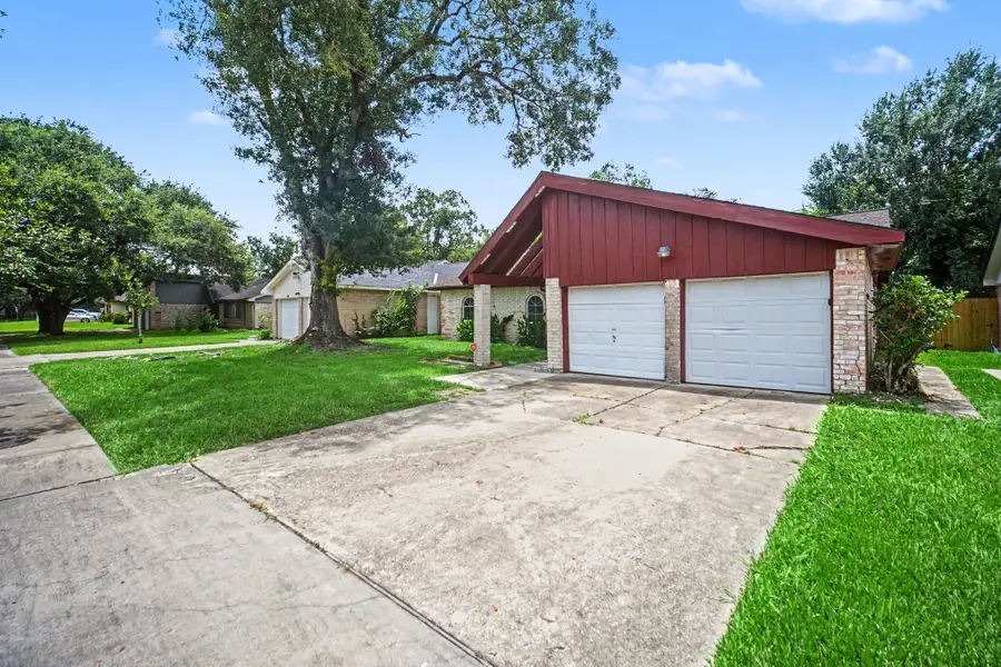 2730 Valley Forest Drive, Missouri City, TX 77489 - #2