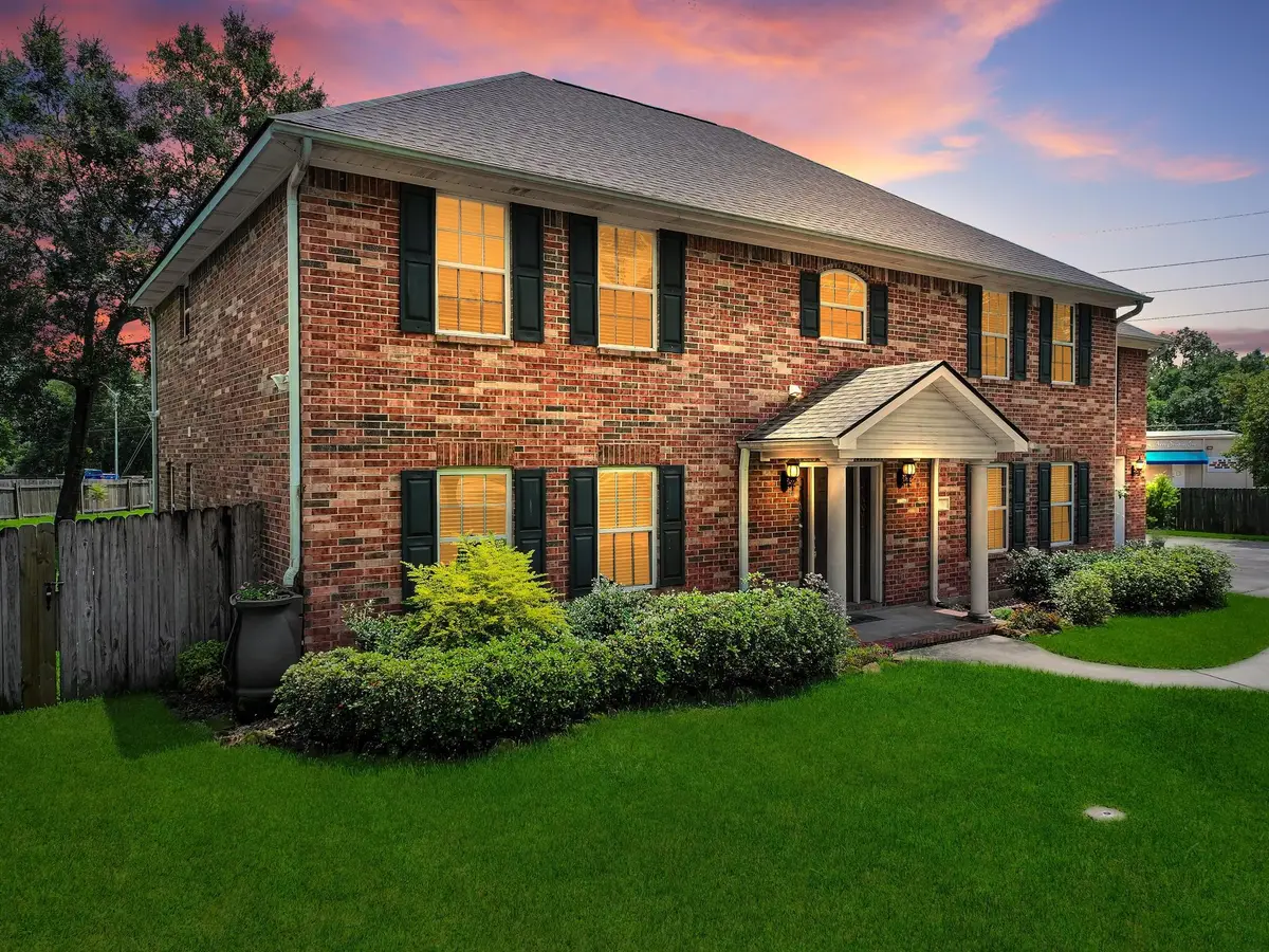 5 Twin Circle Drive, Beaumont, TX 77706 - #1