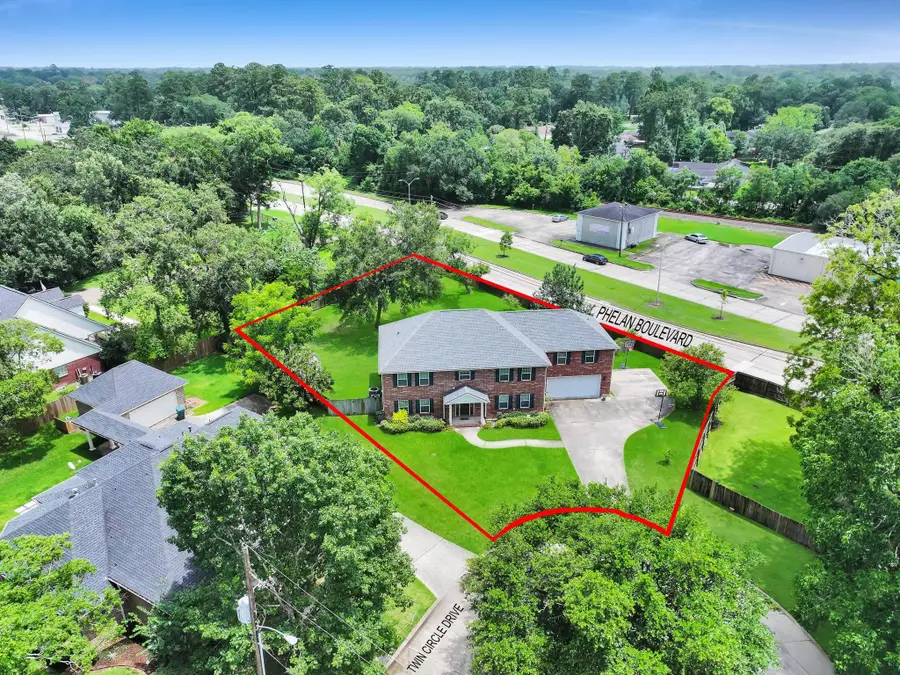 5 Twin Circle Drive, Beaumont, TX 77706 - #2
