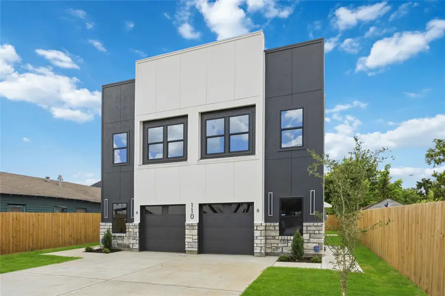 215 Pheasant Street #A and B, Houston, TX 77018 - #2